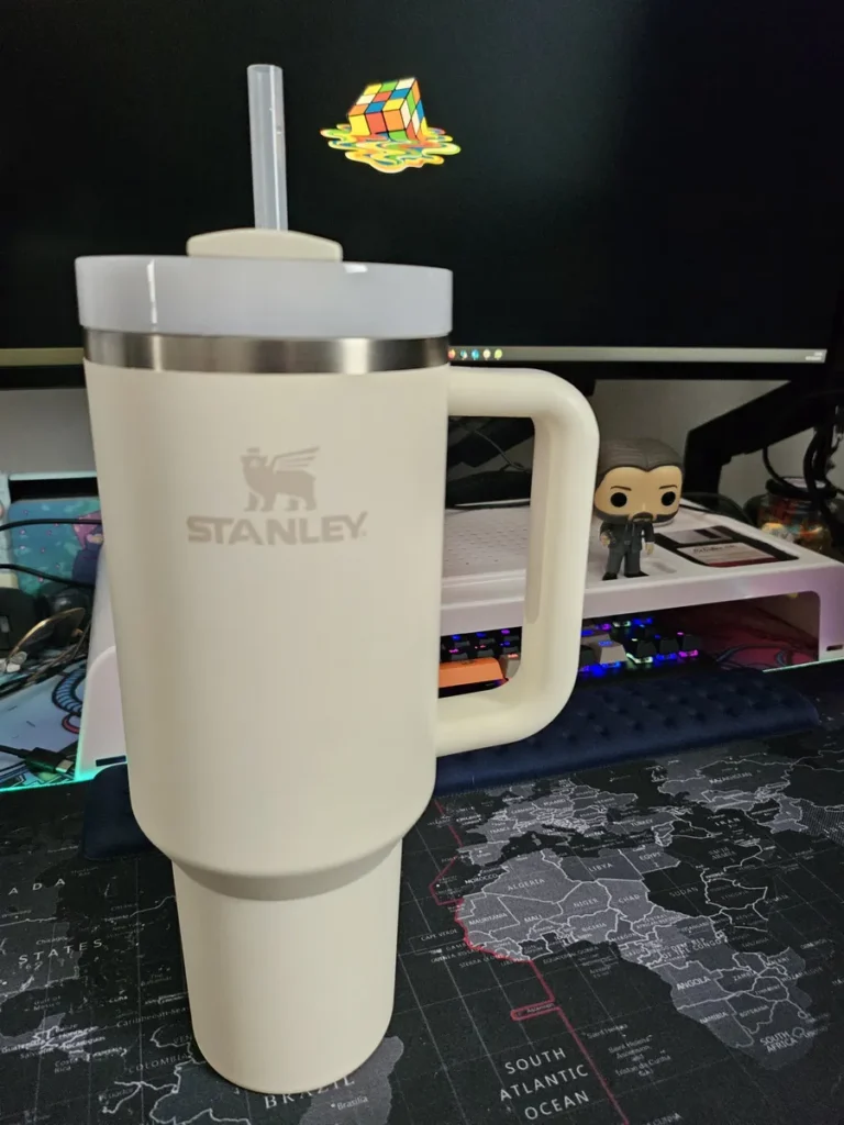 copos térmicos 1.2L com alça e canudo